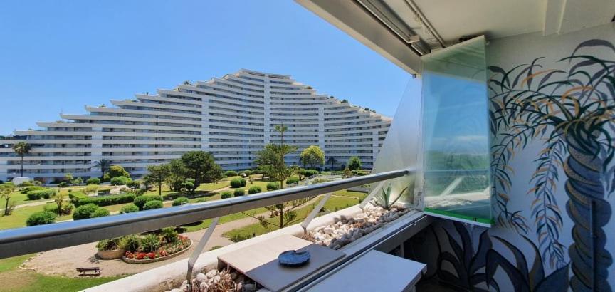 Lovely Apartment In Marina Baie Des Anges- Baronnet - Sew View, Free Parking Spaces On Site, Restaurants, Beach, Supermarket 卢贝新城 外观 照片