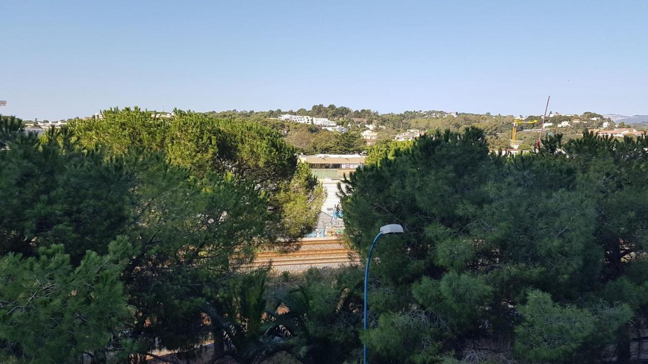 Lovely Apartment In Marina Baie Des Anges- Baronnet - Sew View, Free Parking Spaces On Site, Restaurants, Beach, Supermarket 卢贝新城 外观 照片